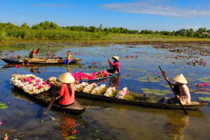 Việt Nam lọt top 10 hành trình châu Á tuyệt vời trên báo Anh