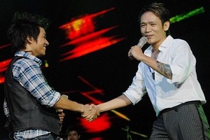 Showbiz Việt và đại dịch mang tên “chửi bới trên mạng”