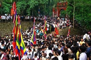 Hủy kế hoạch bắn pháo hoa tại lễ hội Đền Hùng 2017