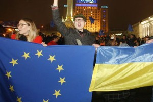 Ukraine, Gruzia và Moldova ký hiệp định liên kết với EU