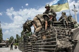 Quân đội Ukraine rút khỏi Lugansk do thiệt hại nặng nề?