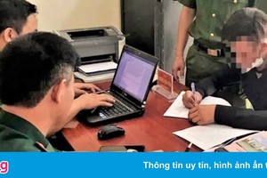 Lời khai người bố trói tay, treo con gái lên trần nhà