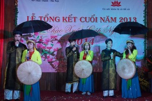 Toàn cảnh lễ tổng kết năm 2013 của Hương Sen qua ảnh