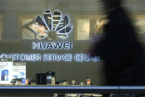 Mỹ hoãn lệnh cấm công nghệ của Huawei thêm 2 năm