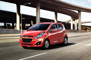 GM ra mắt Chevrolet Spark LT 2013 giá 349 triệu đồng