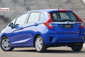 Xế hộp tý hon giá 252 triệu đồng của Honda