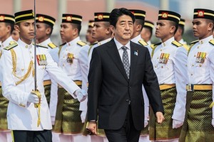 Ông Abe thăm 3 nước ASEAN để “bao vây” TQ? 