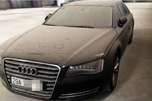 Thừa tiền, đại gia Hà Nội vứt bỏ Audi A8L 4 tỷ 