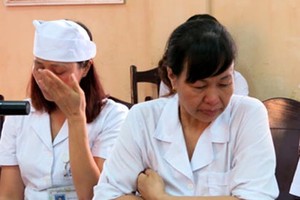 Thưởng 10 tỉ tố tham nhũng: "Chuột nào dám treo chuông cổ mèo!"