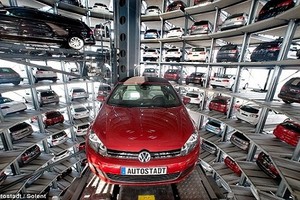 Ngắm showroom xe hơi độc nhất vô nhị của Volkswagen 