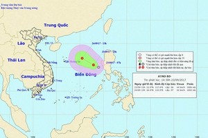 Áp thấp nhiệt đới mạnh cấp 7-8 hướng vào nước ta