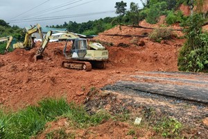 Hiện trường vụ sạt lở đất 2 người thương vong ở Lâm Đồng