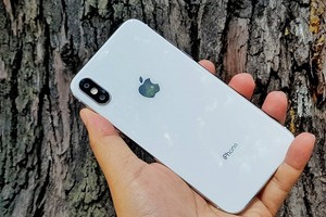 Hình ảnh iPhone X "nhái" về Việt Nam giá chưa tới 3 triệu