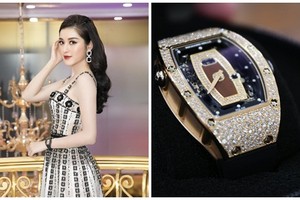 Đồng hồ Richard Mille Huyền My diện đi sự kiện đắt thế nào?