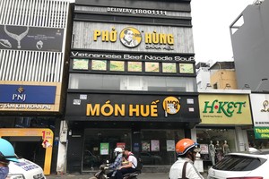 Món Huế nợ "khủng" thế nào trước khi đóng cửa hàng loạt?