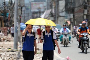 Thời tiết ngày 4/6: Bắc Bộ nắng nóng giảm nhẹ, cao nhất 36 độ C