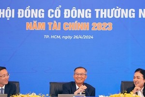 Thu nhập sếp lớn ngân hàng: Có chủ tịch nhận 10 tỷ đồng/năm