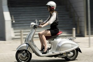 Xe ga đắt nhất VN Vespa 946 trình làng phiên bản mới