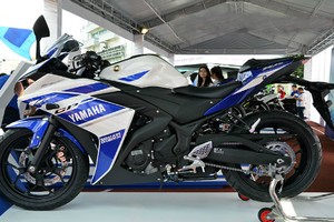 Chi tiết Yamaha R25 2014 đầu tiên tại Việt Nam