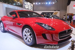 Siêu báo đốm Jaguar F-Type S làm nóng Vietnam Motor Show 2014