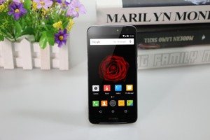 Cấu hình khủng của smartphone 10 lõi đầu tiên thế giới