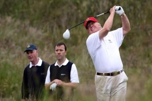 Bí mật khiến Tổng thống Trump trở thành “tay golf giỏi nhất giới siêu giàu”