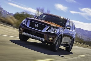 Nissan ra mắt SUV "giá rẻ” Pathfinder Armanda 2017