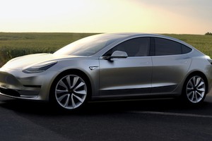 Soi chi tiết xe điện Tesla Model 3 giá 780 triệu