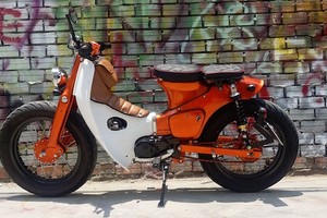 Siêu Cub Honda 78 độ “bánh béo” cực độc tại Sài Gòn