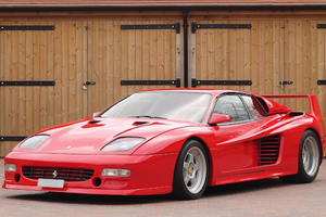 Ferrari Testarossa 1977 sau 28 năm vẫn “cực kỳ nguy hiểm“