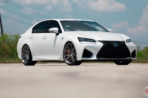 “Hàng độc” Lexus GS-F lên mâm Vossen cực đẳng cấp