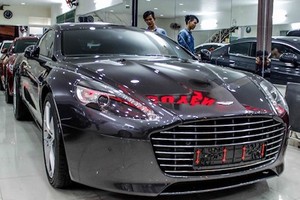 Siêu xe 4 chỗ Aston Martin Rapide S đầu tiên tại VN