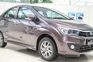 Sedan cỡ nhỏ Malaysia, máy Toyota giá chỉ 278 triệu