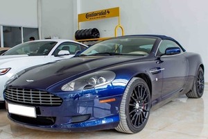 Aston Martin DB9 - siêu xe đình đám một thời tại VN