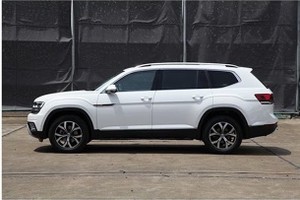 SUV cỡ lớn Volkswagen Teramont - “Audi Q7 cho nhà nghèo” 