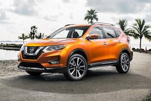 Chưa bán ở Việt Nam, Nissan X-Trail đã có bản 2017 