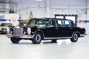 Cận cảnh “xe nguyên thủ" Mercedes 600 Pullman trị giá triệu đô