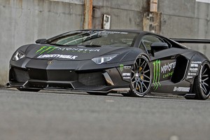 Lamborghini Aventador phong cách Monster Energy “siêu độc” 