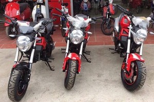 Dân chơi Sài Gòn "khóc thét" với Ducati Monster 110 rởm