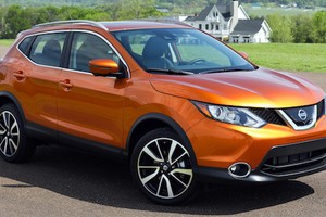 Đấu Ford EcoSport, Nissan Rogue Sport “chốt giá” 509 triệu