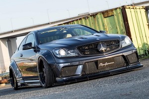 Biến Mercedes-AMG C63 cũ thành siêu xe chỉ với 568 triệu