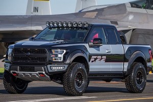 Ford F150 Raptor máy bay tàng hình F-22 “chốt giá” 6,8 tỷ