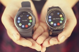 Ảnh đập hộp đồng hồ Samsung Gear S2 chính hãng