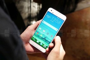 Ngắm điện thoại HTC One X9: Thiết kế miễn chê