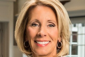 Betsy DeVos: Hành trình nữ tỉ phú thành Bộ trưởng Giáo dục Mỹ