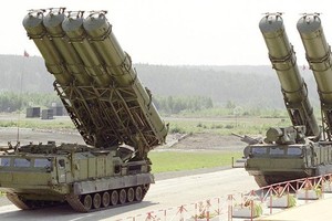 Đùa với lửa, S-300 có thể khiến Israel đối mặt với “Điện Biên Phủ” trên không