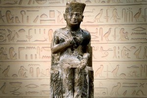 Sự thật gây sốc về vị Pharaoh xây Đại Kim tự tháp Giza