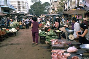 Hình độc về chợ Buôn Ma Thuột hơn 30 năm trước