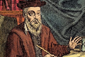 Tiết lộ thú vị về Nostradamus: Từng viết sách về mỹ phẩm