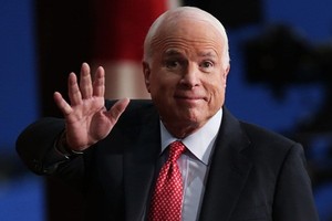 Thượng nghị sĩ McCain từ chối làm cố vấn Tổng thống Ukraine